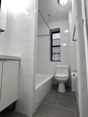 Rented by Bohemia Realty Group | media 19