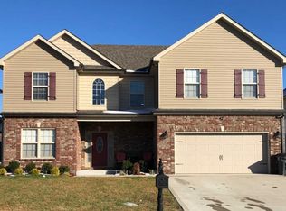 984 Smoots Dr, Clarksville, TN 37042
