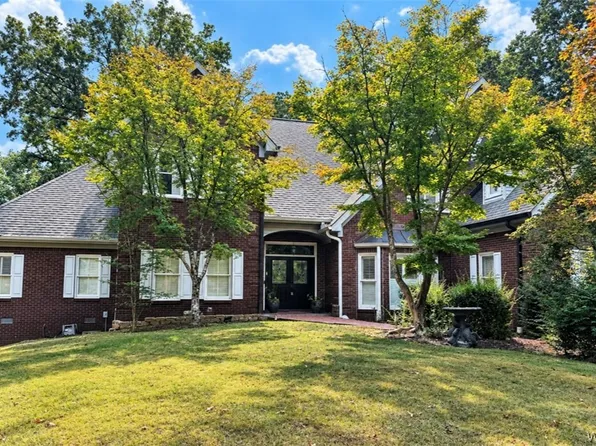 8615 Forrestal Dr NE, Tuscaloosa, AL 35406