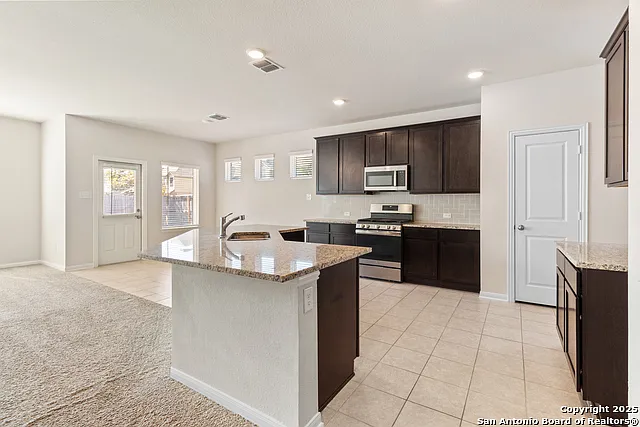8904 Portobello Way — Photo 7