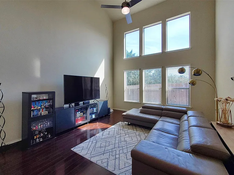 1436 Lindo Dr — Photo 14