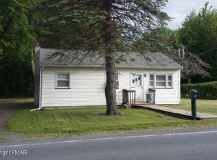 142 Summit Ave, Pocono Summit, PA 18346