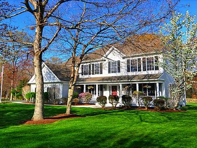 182 Fieldstone Ln, Saunderstown, RI, 02874