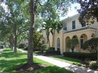 6276 Towncenter Cir, Naples, FL 34119