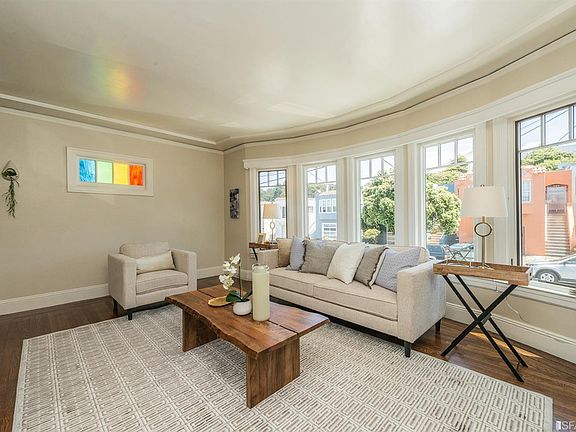 3rd image of 474 Munich St