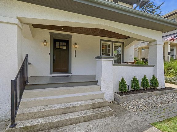 4th image of 3545 Pape Ave