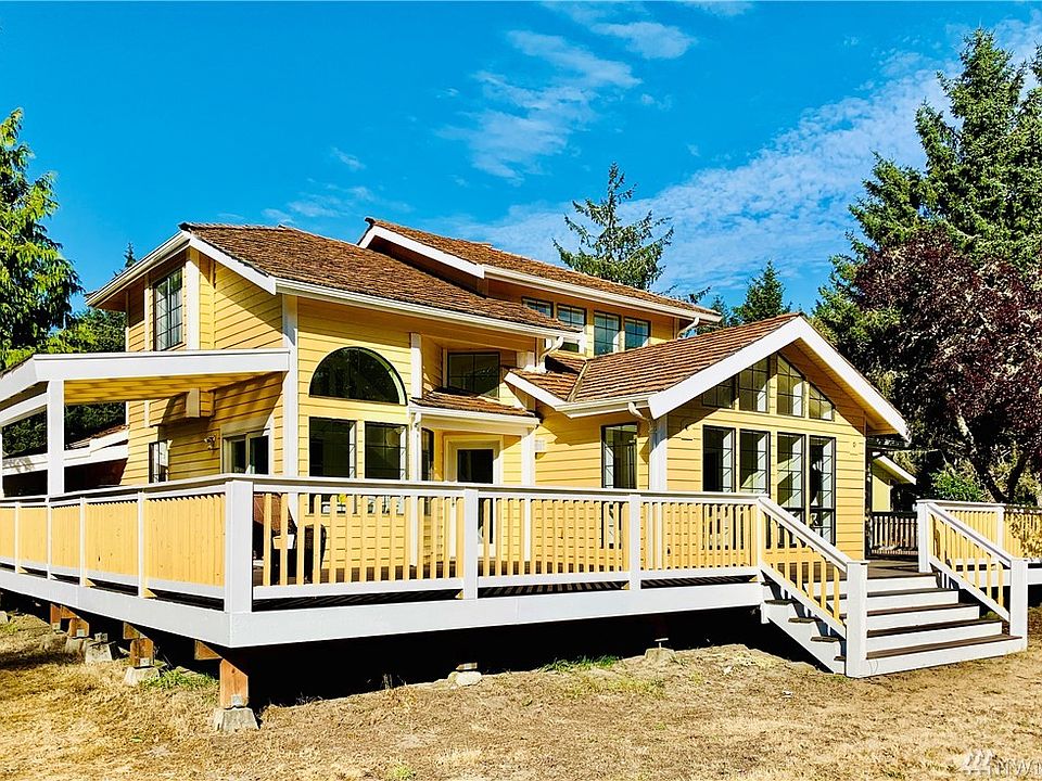 1st image of 919 Hassalo Ave SE