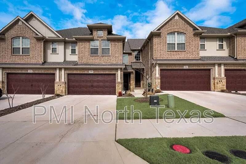 3 bed, 2.0 bath, 1682 sqft, $2,225 — Photo 1