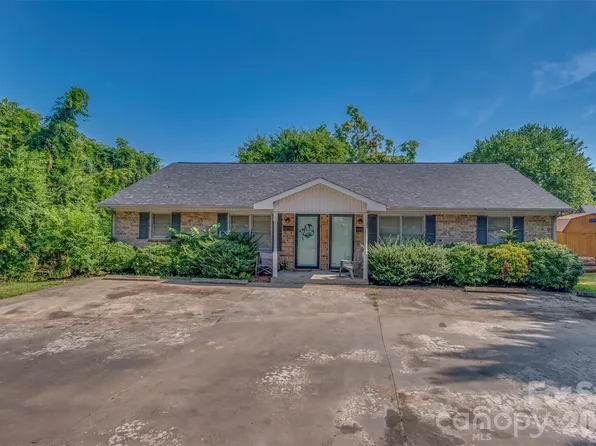 143 Big Springs Ave, Forest City, NC 28043