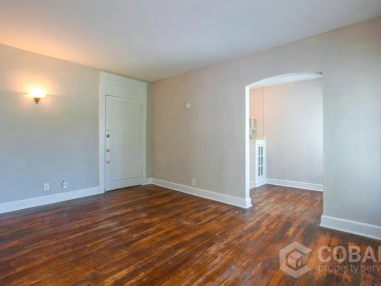 678 Somerset Ter NE #1 — Photo 3