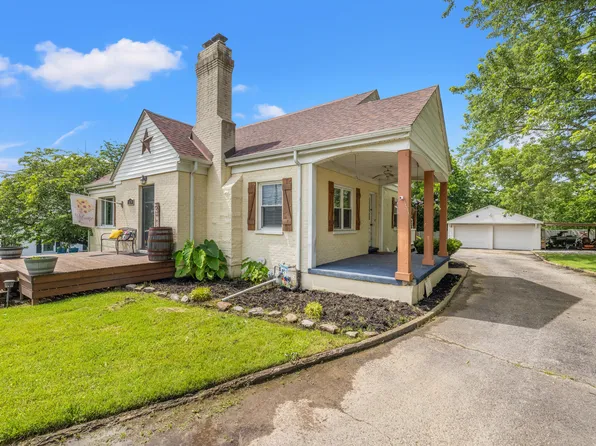 679 Mooreland Ave, Harrodsburg, KY 40330