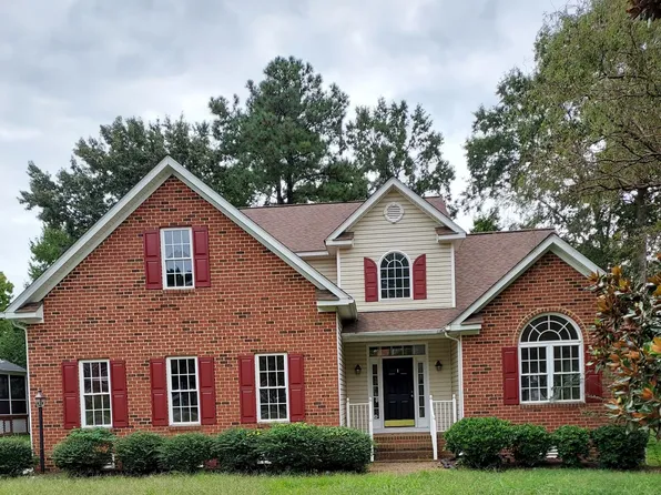 11837 Club Ridge Dr, Chester, VA 23836