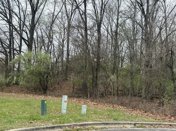 Kokopelli Dr, Marion, IL 62959