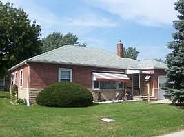 2nd image of 1415 N Irwin Ave