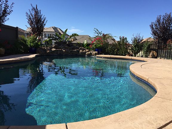 solar heated pool