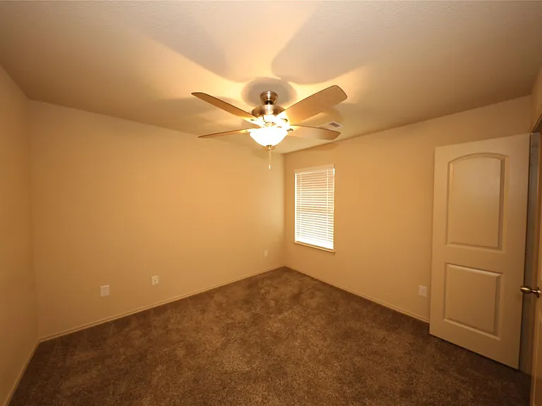 23210 Royal Tiger Rd — Photo 10