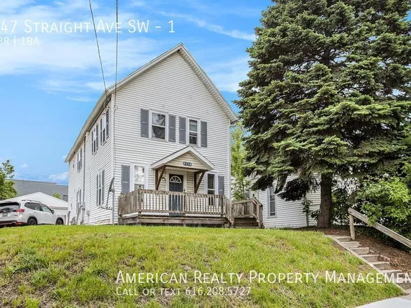 247 Straight Ave SW #1, Grand Rapids, MI 49504