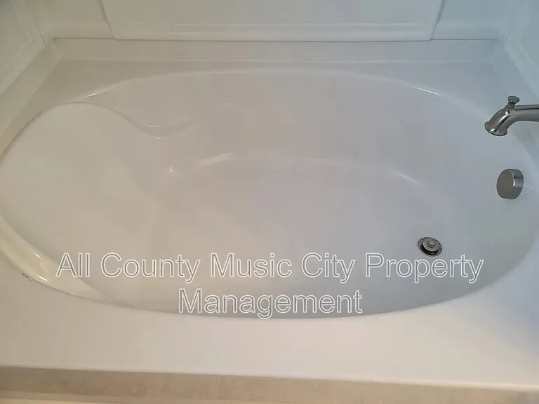 310 Negri Ct — Photo 22