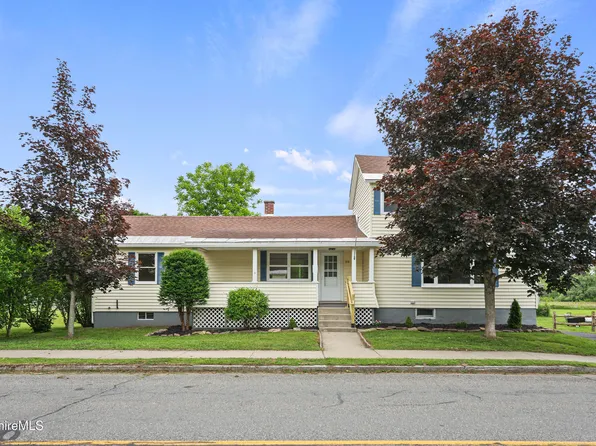 115 Main St, Cheshire, MA 01225