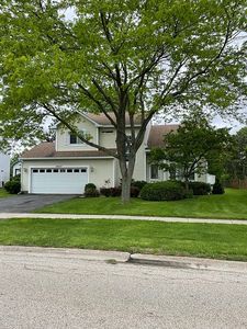 18027 W Banbury Dr, Gurnee, IL, 60031