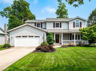 6595 Logan Dr, Middleburg Heights, OH