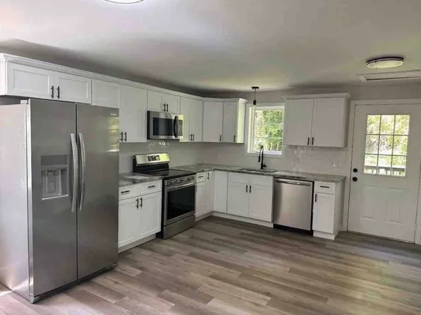 10 Gardner Falls Rd, Shelburne Falls, MA