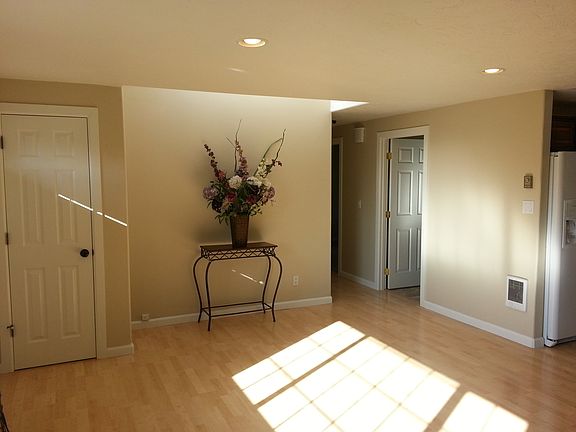 Living Room & Hallway
