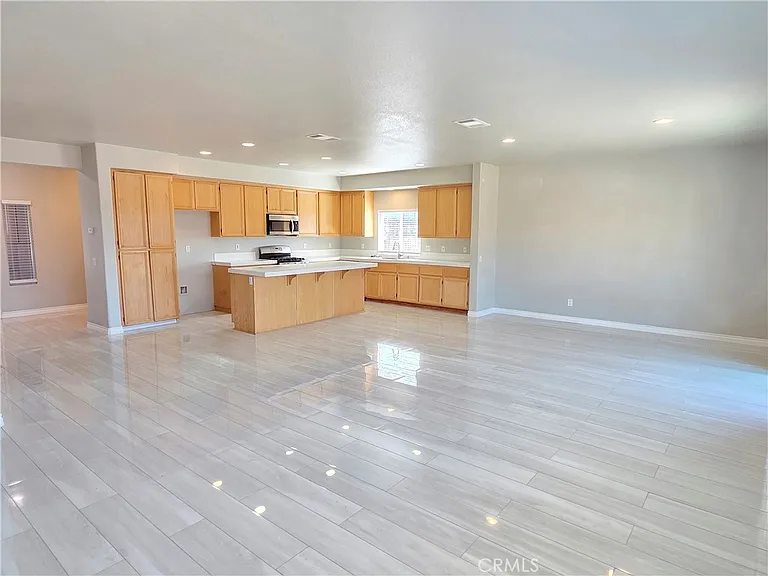 15338 Baxter St — Photo 13