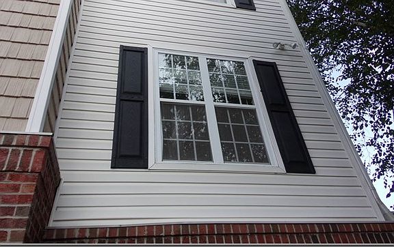 2nd image of 6433 Park Pond Dr