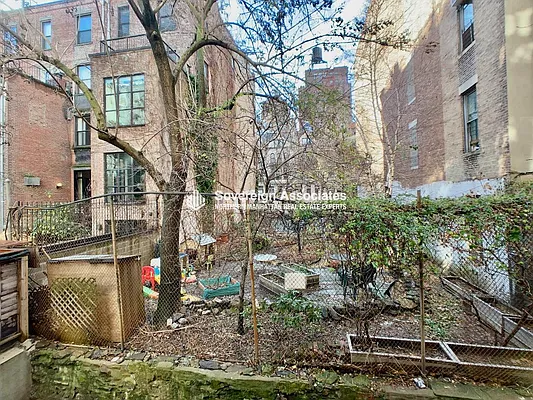 Rented by Sovereign Associates | media 1
