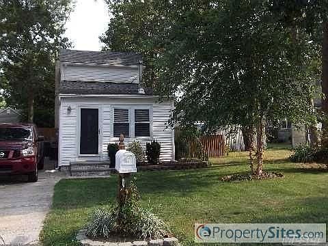 1st image of 200 Shinnecock Ave