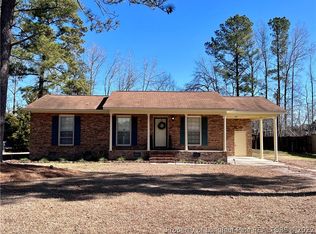572 Boone Rd, Lumberton, NC 28360
