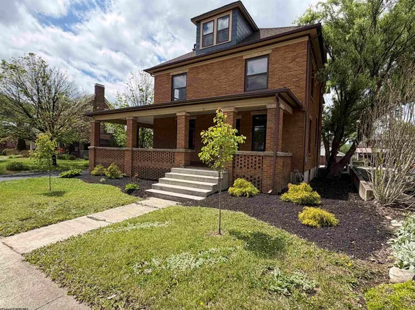 24 S Randolph Ave, Elkins, WV 26241