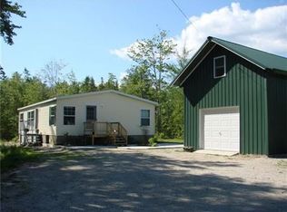 86 Cross Rd, Hancock, ME 04640