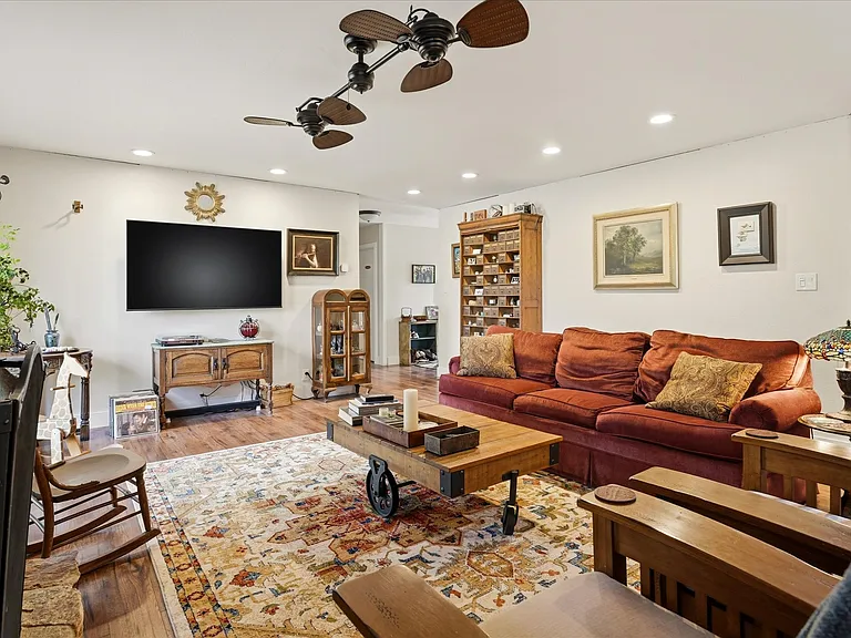 40883 Goldside Dr — Photo 6