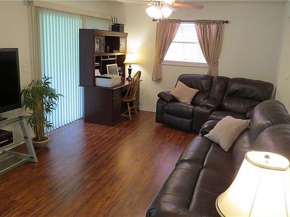 4th image of 180 Magnolia Woods Ct APT 14B