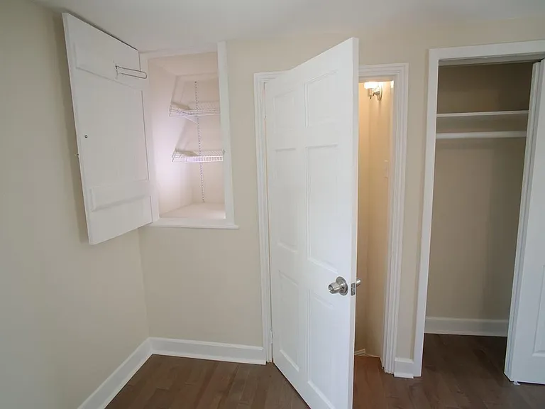 3718 Calumet St — Photo 12