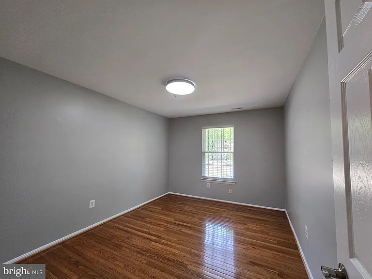 5401 Riba Ct — Photo 13