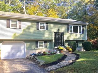 10 Nod Ct, Clinton, CT 06413