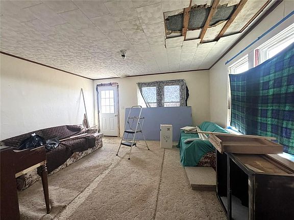 3rd image of 13241 Mahogany Rd