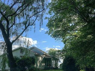 1807 Brook Hollow Rd, Johnson City, TN 37604