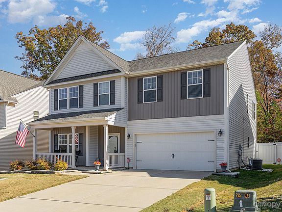 2nd image of 216 Jobe Dr