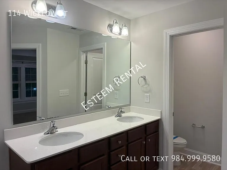 114 Wicklow Ct — Photo 18