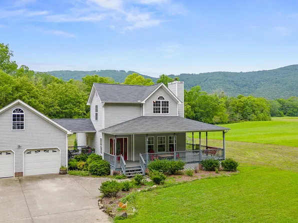 647 Harold Stevens Rd, Chickamauga, GA 30707
