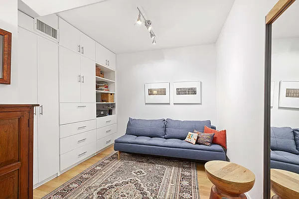 Rented by Compass | media 4