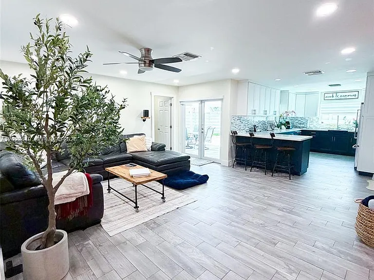 14552 SW 142nd Pl #14552 — Photo 16
