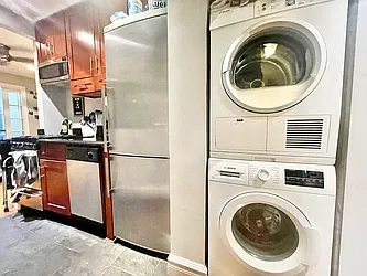 Rented by Century 21 Premier 