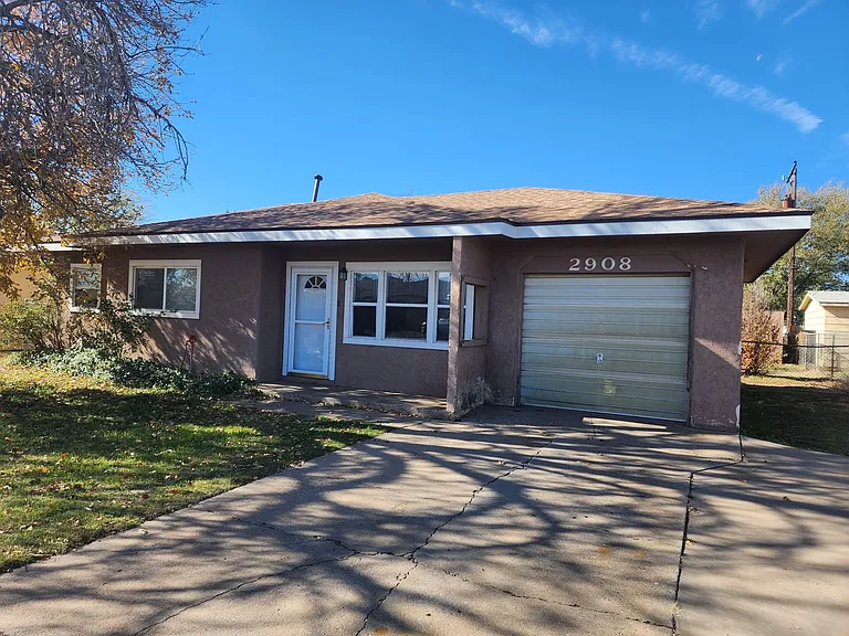 2908 La Fonda Rd — Photo 2