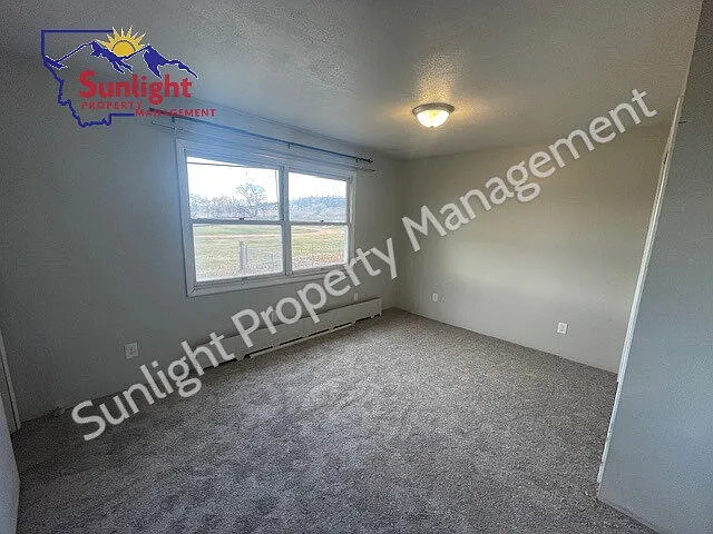 310 N Main St — Photo 3
