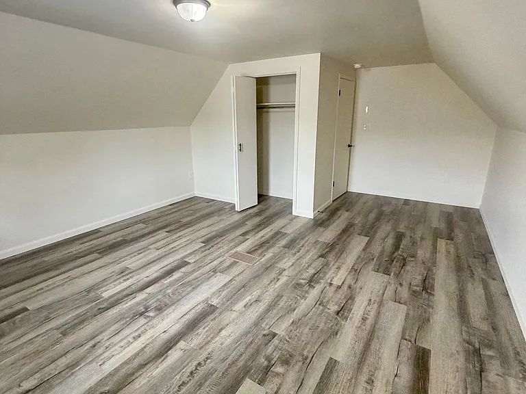 673 S Cedar St — Photo 28